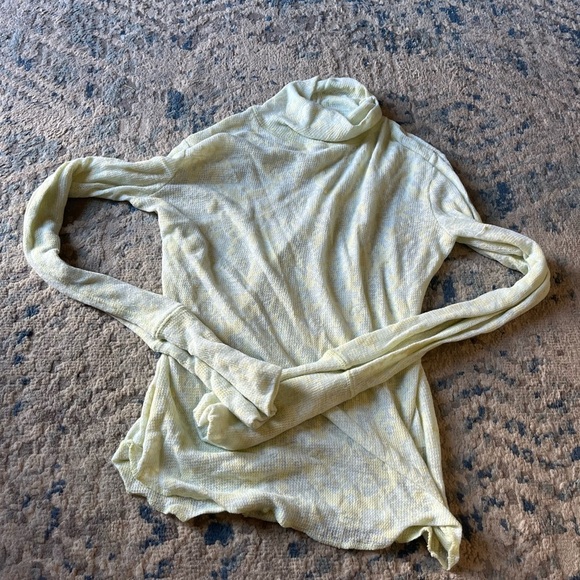 Free People light green intimately you & I floral turtleneck small - Picture 4 of 6